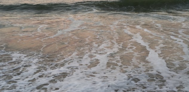 Meditatioin: Opening to the Sea of Presence