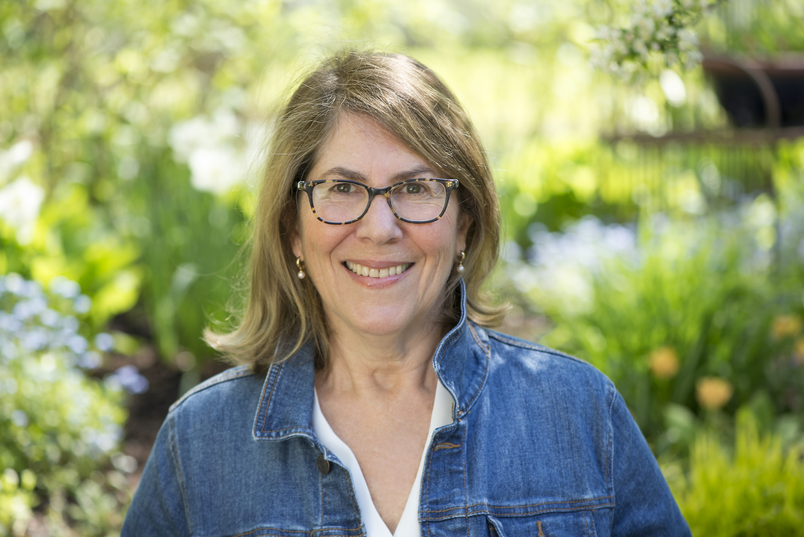 Wednesday Night Meditation with Elizabeth Lesser, Guest Teacher